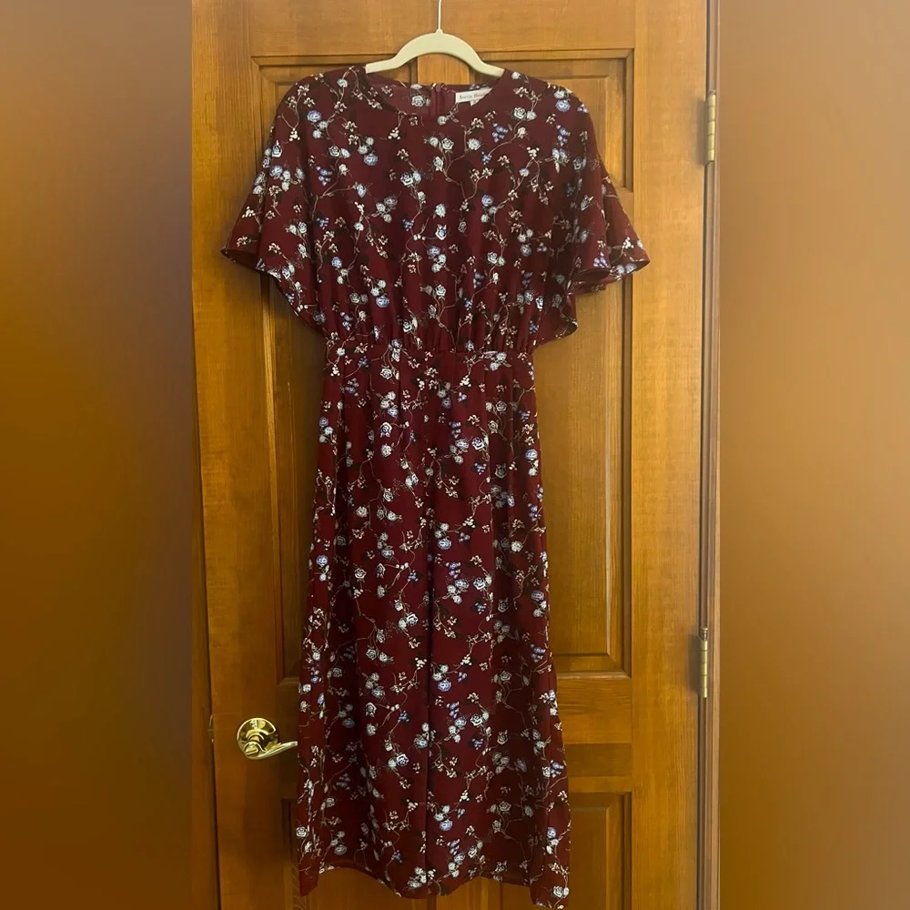 Size Small: Maroon and blue floral jumpsuit - Picture 1 of 3
